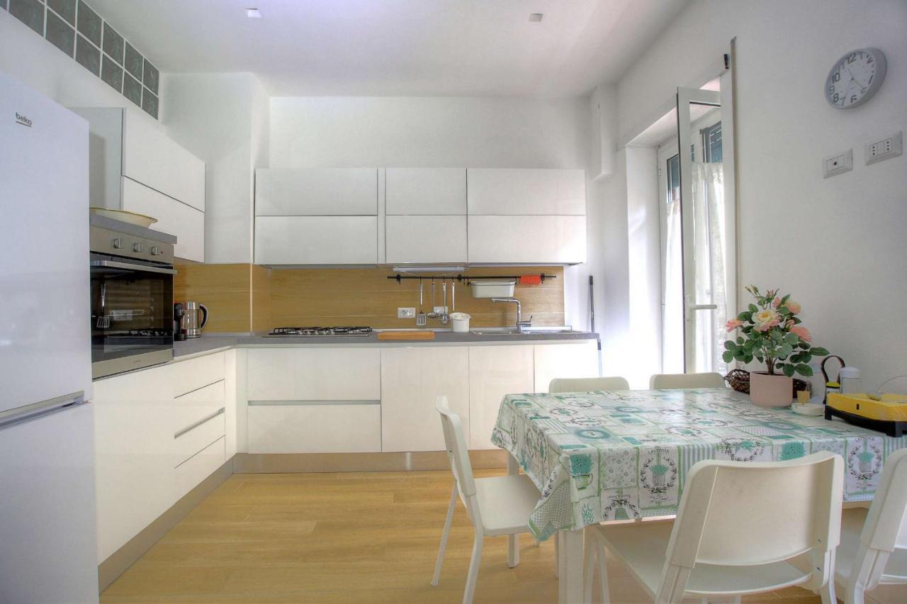 Holiday Aroma Apartment Екстериор снимка